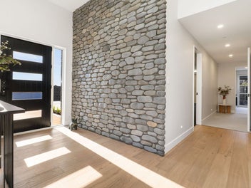 Exquisite Quality - Brand New Stunning Home