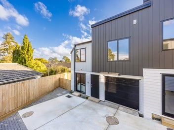 Freehold, Premium Location & Luxurious Living