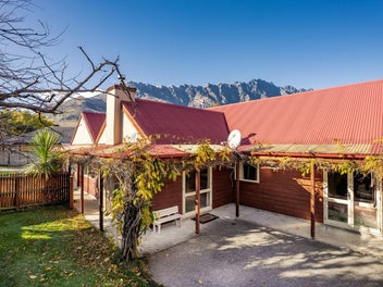 Rare opportunity in Old Frankton – home and...