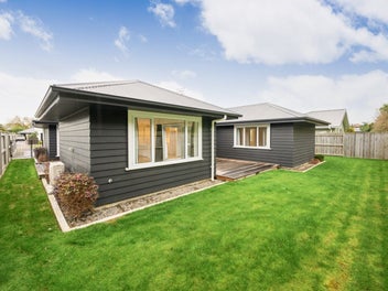 Modern and easy-care living