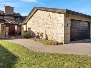 Spacious Family Home in the Heart of Matamata