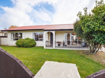 CHARMING SPANISH STYLE IN MILSON