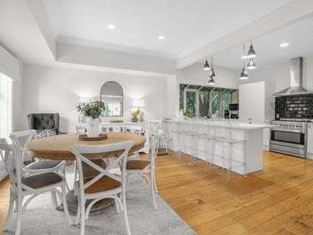 Wow Factor-Home and Income