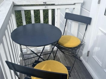 Image 1 of 8