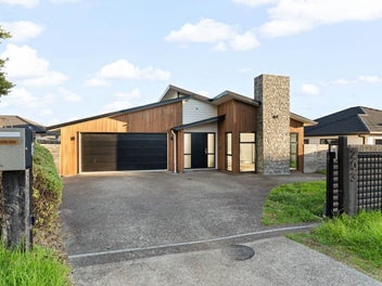 A Must-Sell! Executive Family Home in Prime Huapai