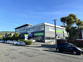 Image 1 of 6