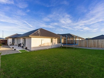 This Home Has It All - Highly Motivated Seller