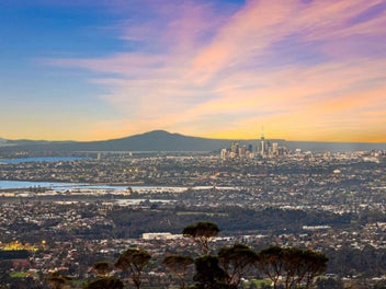 Room to Breathe, Views to Inspire!