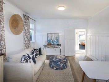 Timeless charmer – central location