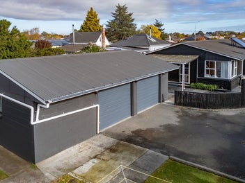 * UNDER OFFER * Family Living, Space to Grow