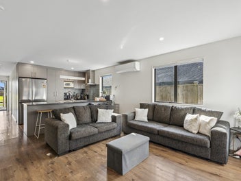 Karaka Deal! 4-Bed Standalone Must Go