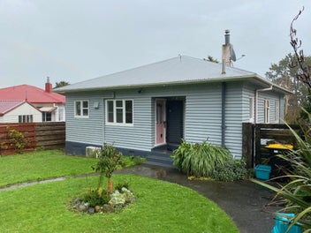 Image 1 of 7