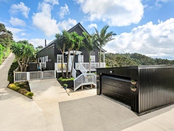 Ultimate Lifestyle - Expansive Views