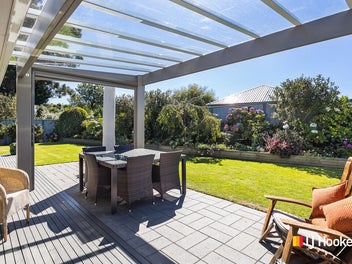 Relocating Owner, A Fantastic Opportunity Awaits