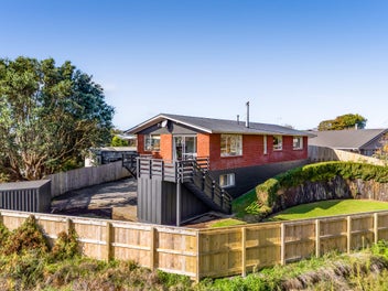 A Private Retreat With Reserve Views
