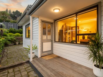 Elevated Family Living in the Heart of Lyttelton