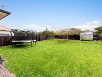 Sunny, solid and family-friendly in Andersons Bay