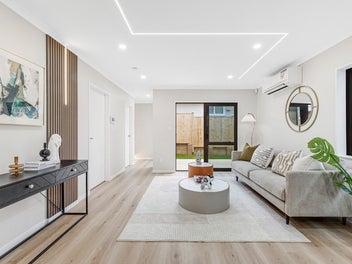 Stylish & Smart Value in the Heart of Howick!