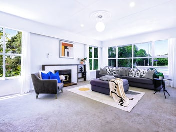 Top School Zones | Solid Home | Better than New!