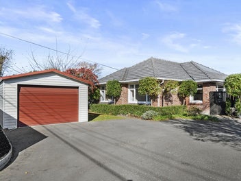 Your First Home! Adorable! Affordable!