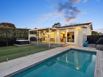Refined Coastal Retreat | Professionals