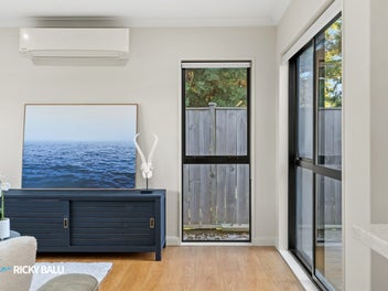 3+2 Home & Income, Urgent Sale