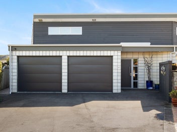 Contemporary Serenity, Sustainable Living