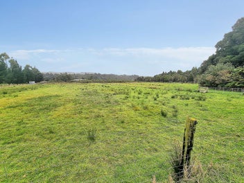 Peaceful Lifestyle in Rural Marsden