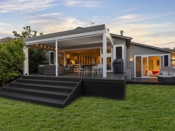 The Ultimate Family Home & Lifestyle