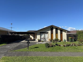 Home & Income Brick & Tile On Flat 608m2