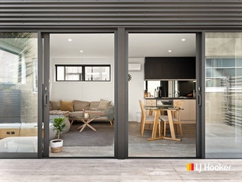 Fantastic Design - Modern & Warm!