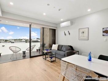 Executive Apartment with Great Views