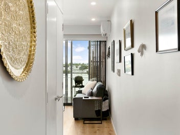 Executive Apartment with Great Views