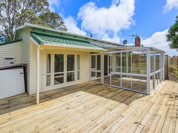 4.2ha Lifestyle Estate with Subdivision Potential
