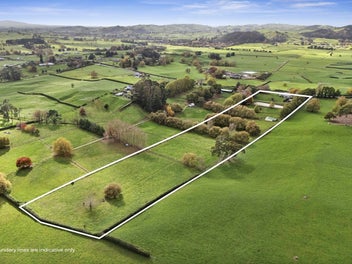 The perfect Cambridge equine property