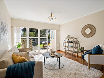 Charming Brick and Tile home in One Tree Hill