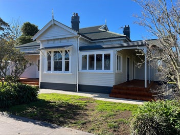 Image 1 of 23
