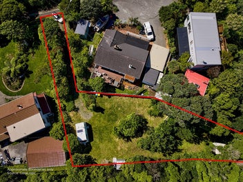 HUGE PRICE REDUCTION IN PUKERUA BAY