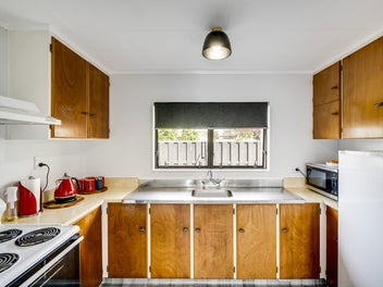 Owner relocating Opportunity awaits