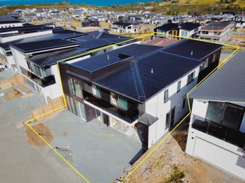 Top Sea Views – Top Tier Living