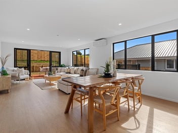 Light-Filled Family Living