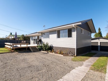 Image 1 of 20