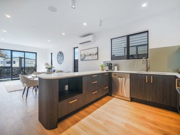 Affordable 5-Bedroom Family Living in Karaka