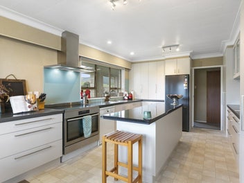 Country Living With Quality Home