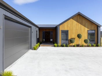Sophisticated modern living