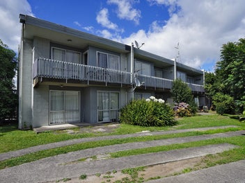 Image 1 of 8