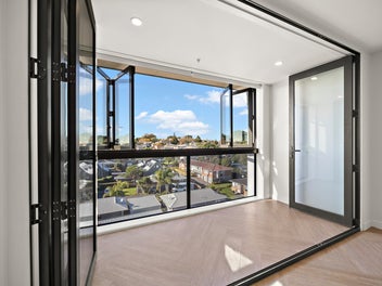 Overseas owner ready to negotiate