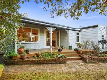Farm Homestead - In The City