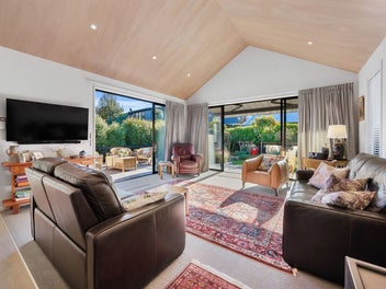 Contemporary Inner Township Classic