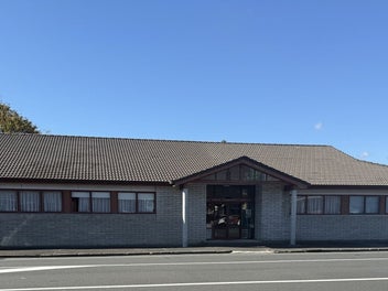 Image 1 of 8